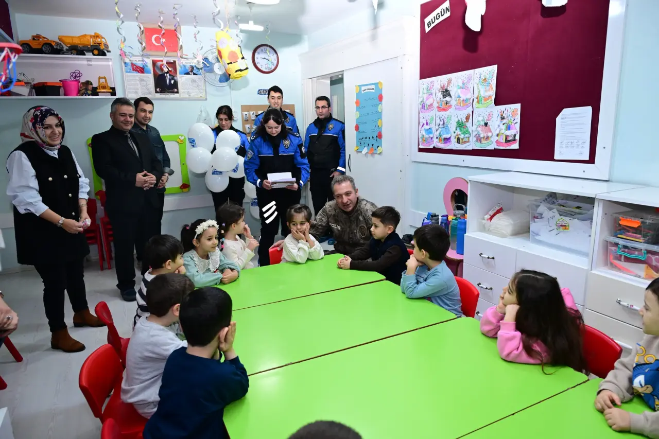 Minik Defne’nin Daveti Karşılıksız Kalmadı 3