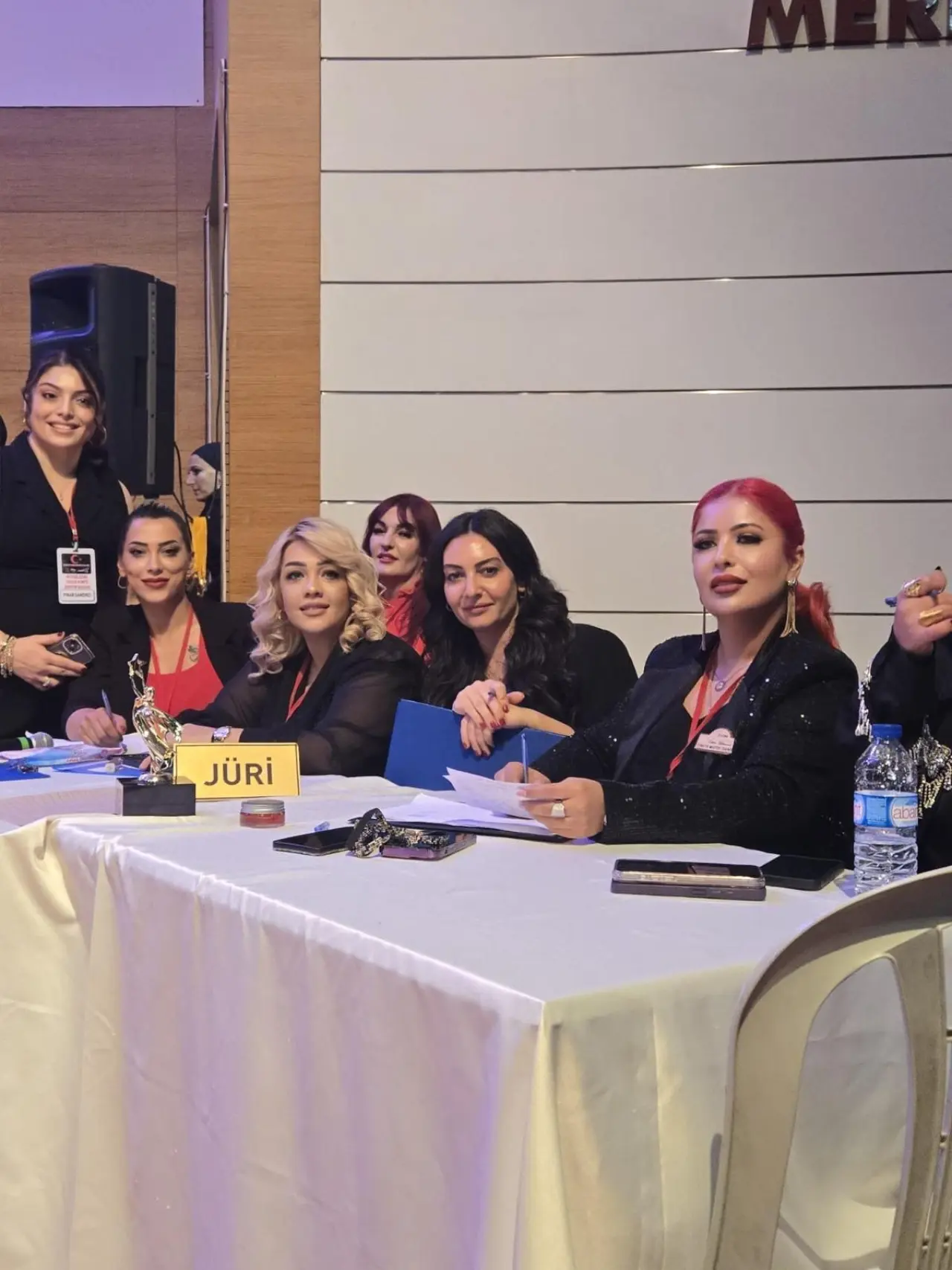 Türkiye’nin Sihirli Elleri’nde Büyük Başarı: Yılın Parlayan İsmi Burcu Kaya 4