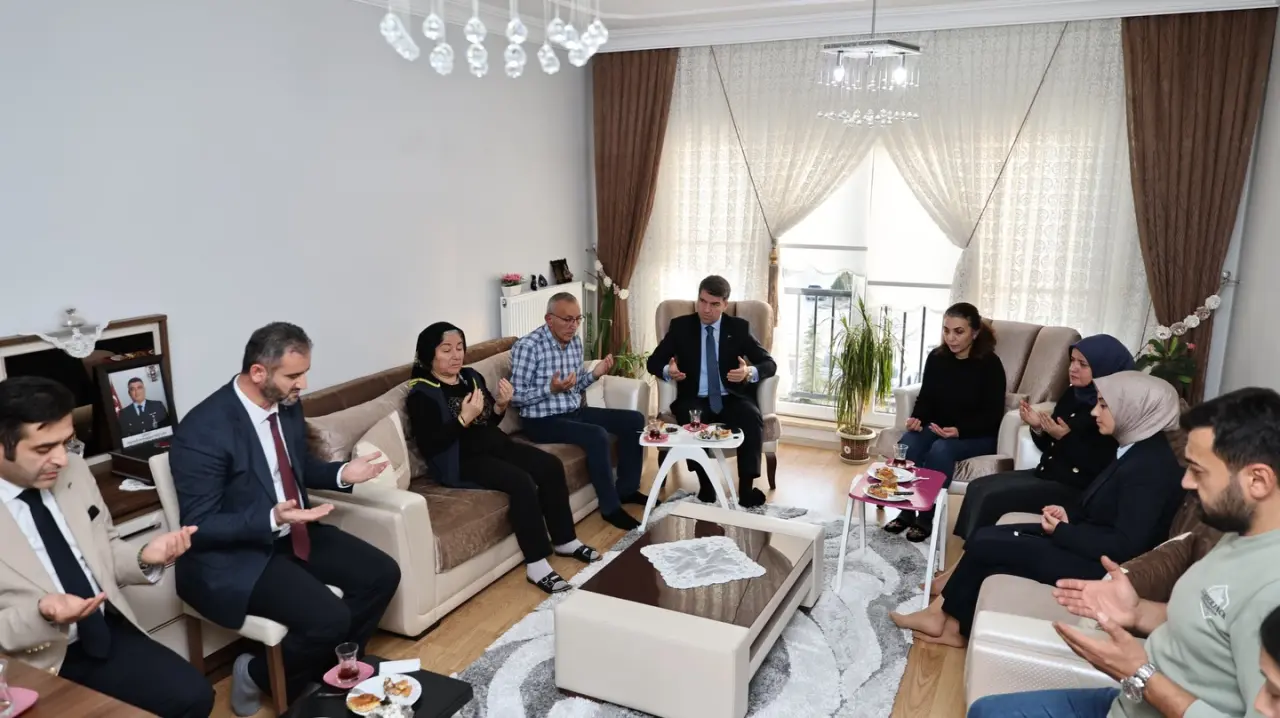 Vefa Kapısı Gümüşhacıköy’de Açıldı 4