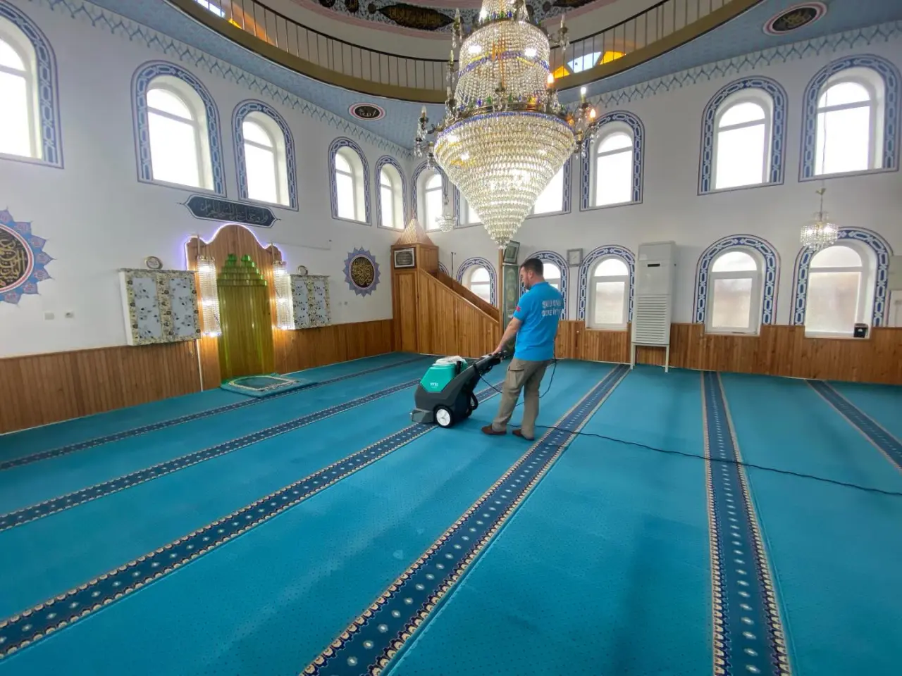 Suluova Belediyesi’nden Cami Temizliği Hizmeti 4