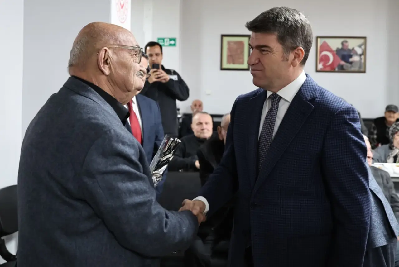 Suluova'da Ulu Çınarlarla Sıcak Sohbet 4