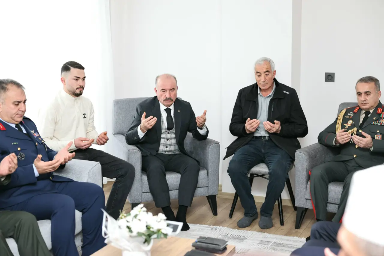 Bir Millet, İki Devlet: Acıda Tek Yürek 2