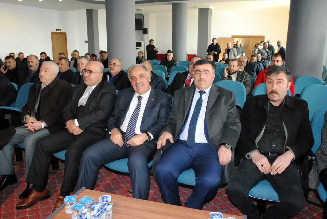 RECEP GÜR, KENDİ ODASINDA YENİDEN BAŞKAN SEÇİLDİ 2