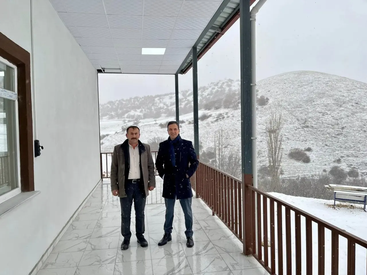 Suluova Kaymakamı Şafak Gürçam, Bayırlı Köyü Köy Konağını İnceledi 2