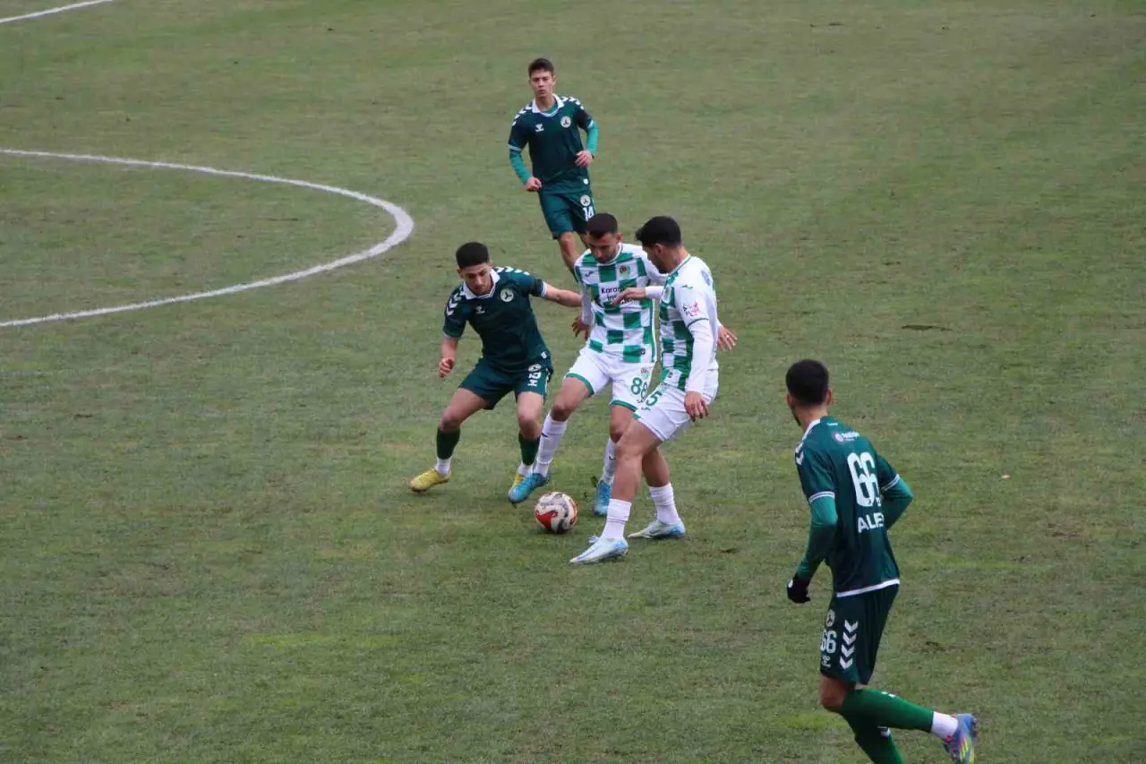 Amasyaspor FK Fırsat Tepti: 2-2 1