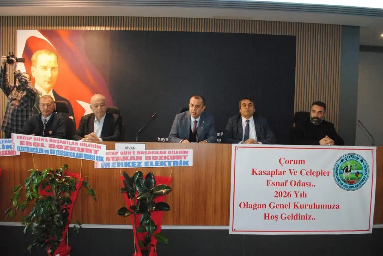 RECEP GÜR, KENDİ ODASINDA YENİDEN BAŞKAN SEÇİLDİ 1