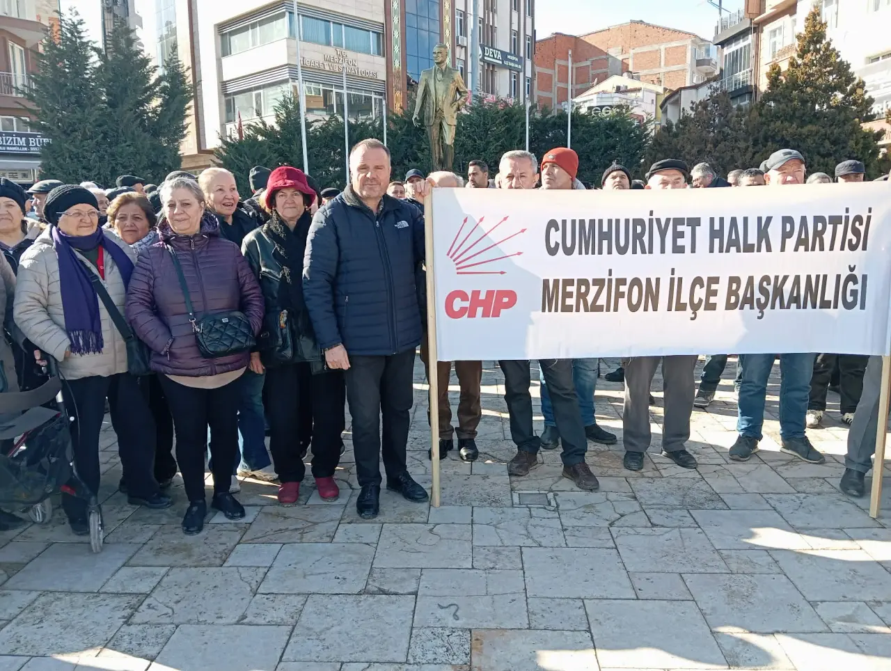 Caba: Sefalet Maaşını Kabul Etmiyoruz! 1