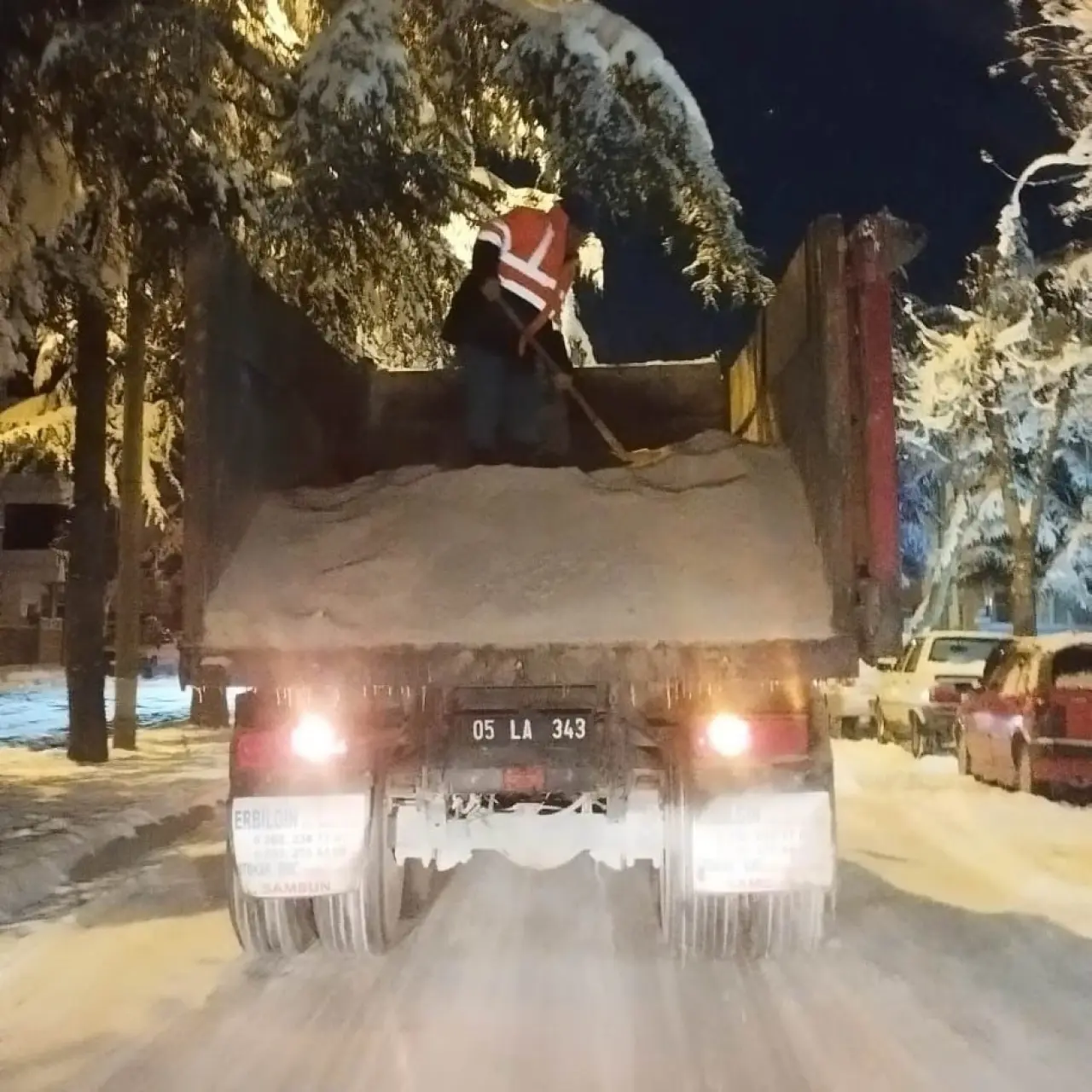 Merzifon’da Kar ve Buzla Gece Gündüz Mücadele 2