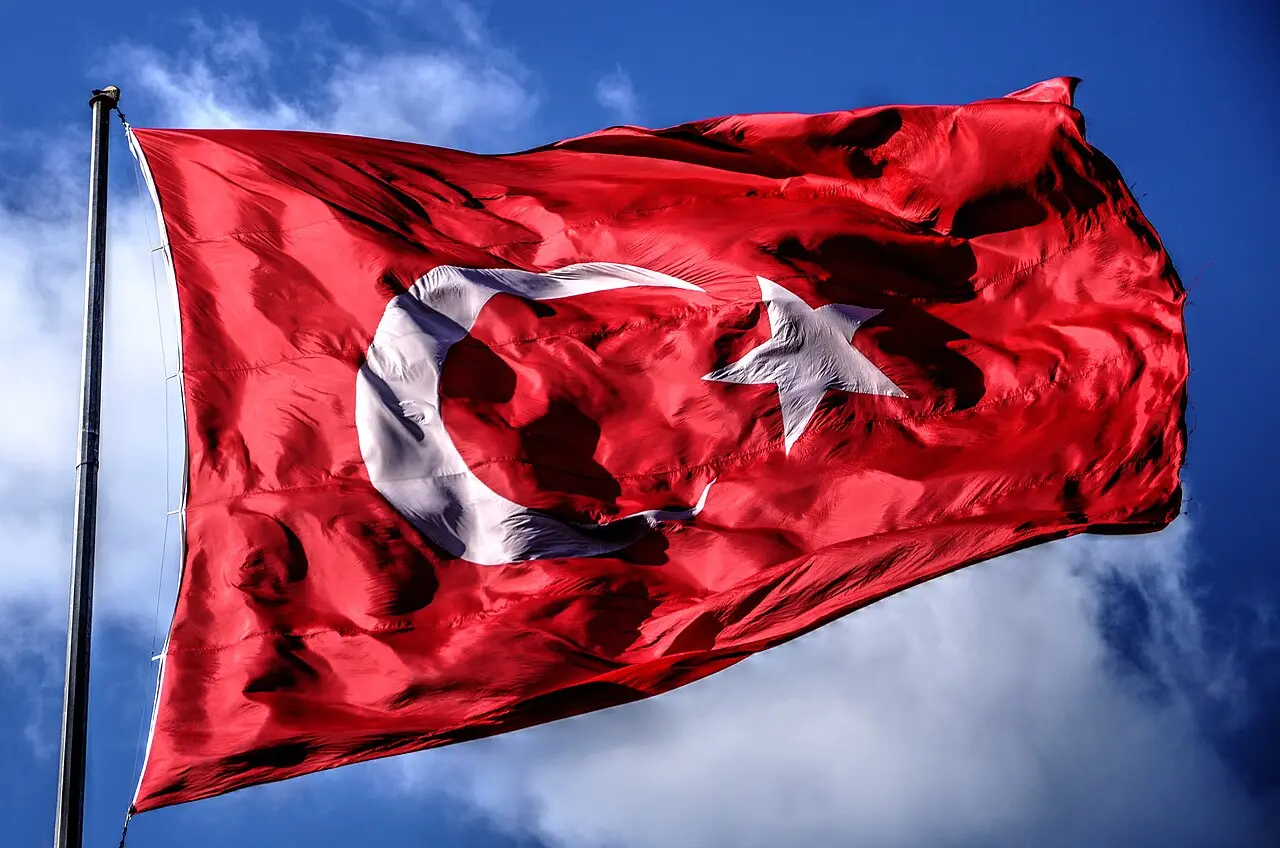 Bayrağımıza yönelik saldırıya TBMM'den ortak tepki 2