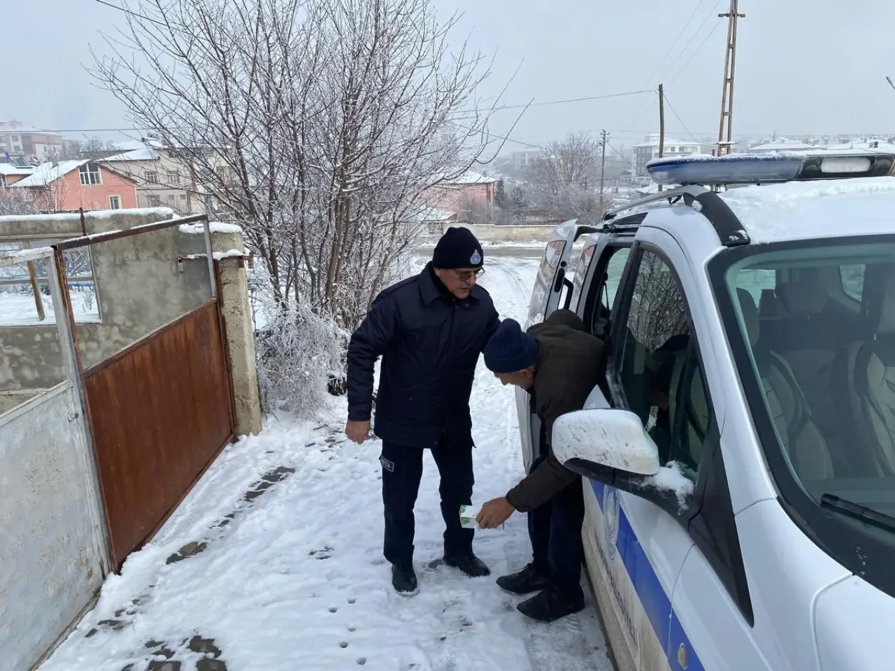 Suluova Belediyesi Zabıta Ekiplerinden Hastaneye Ulaşım Desteği 1