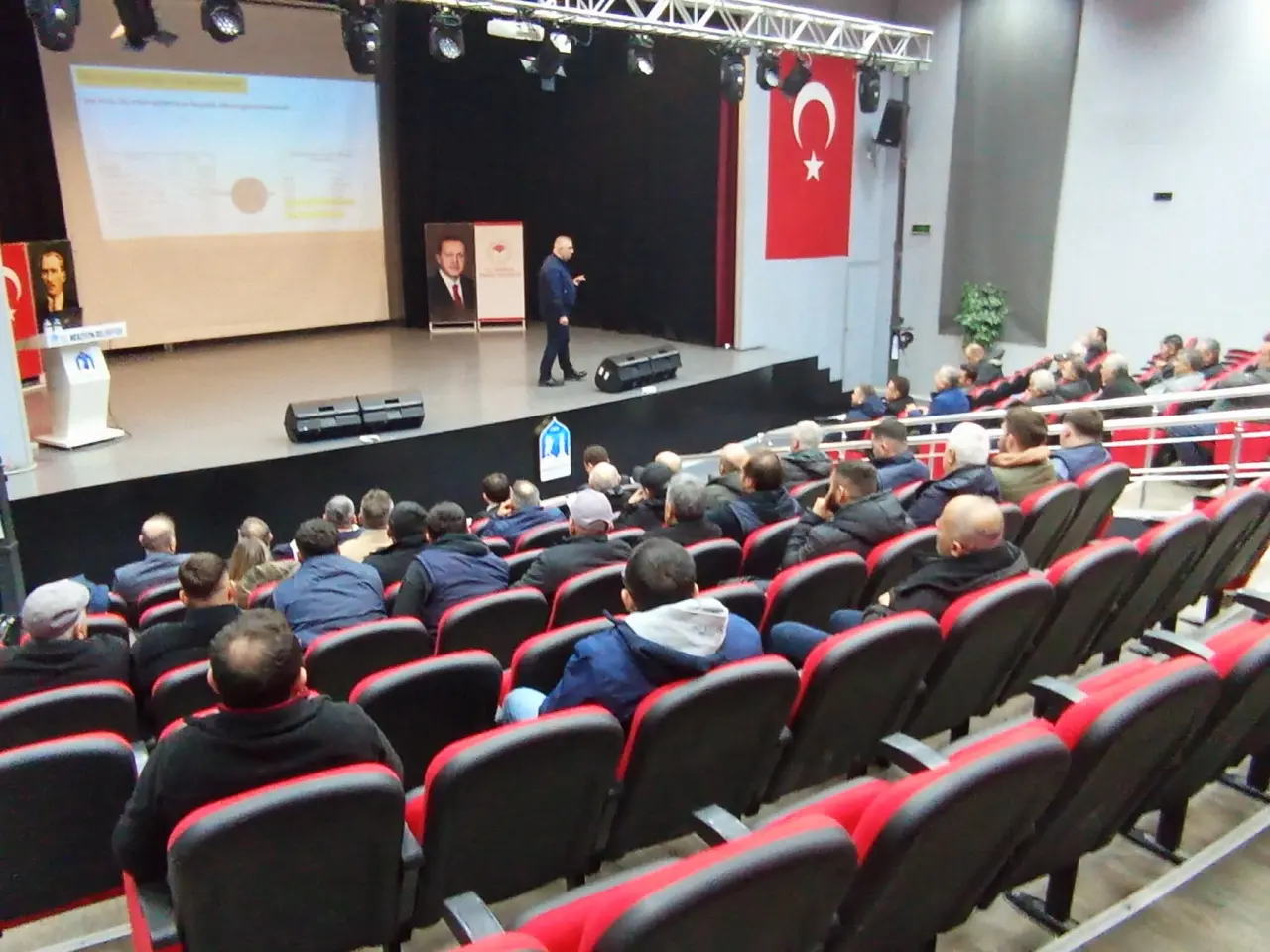 Üretici Şap Hastalığı Konusunda Bilgilendirildi 4