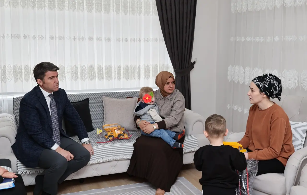 Vali Bakan’dan Yıl Sonu Vefa Turu 3