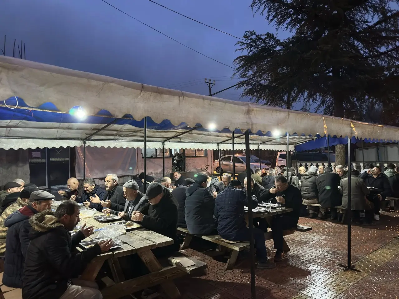 Vekiller Boraboy Köyü’nde İftar Sofrasında Buluştu 2