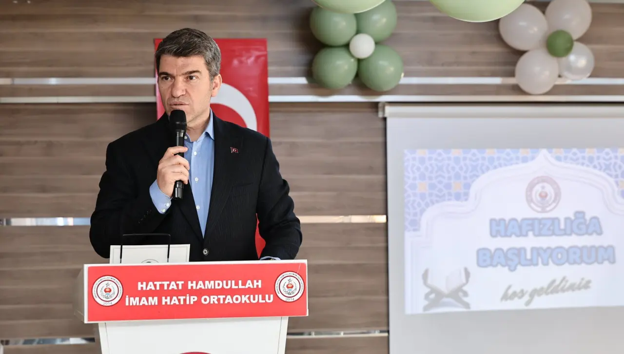 Amasya Valisi Bakan Hafızlığa Başlayan Öğrencilerle Buluştu 4