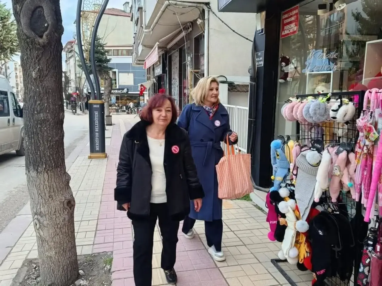 Merzifon CHP Kadın Kolları’ndan Esnafa İftariyelik İkram 2