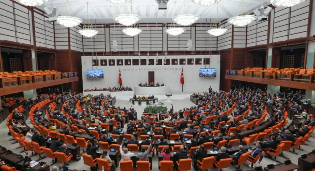 TBMM’den “Rekor” Trafik Cezaları! 2