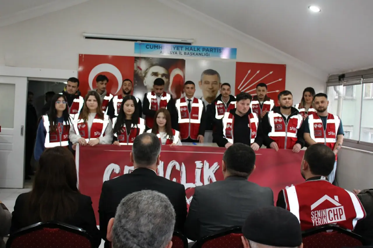 Başkan Bayram: “Geleceğin belirsizliğine katlanmayanlarız” 3