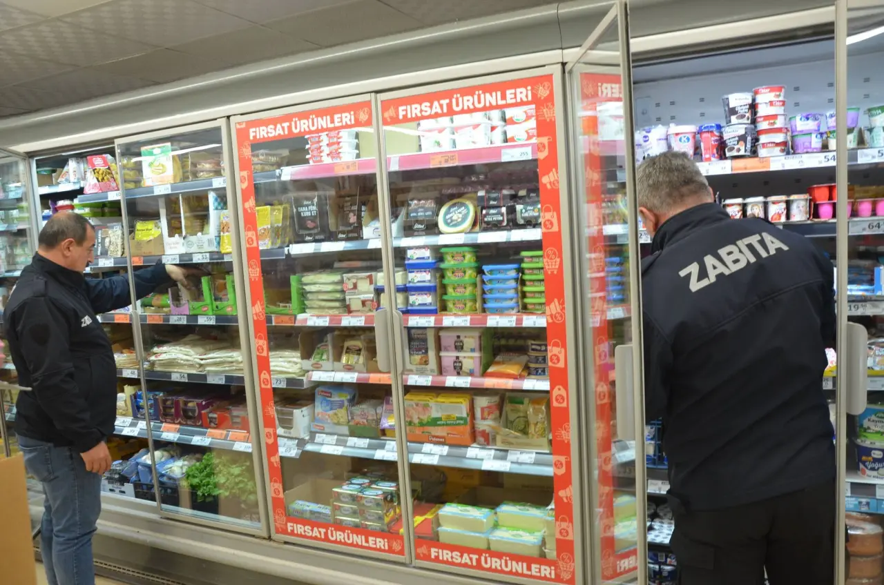 Göynücek’te Zincir Marketlere Sıkı Denetim 8