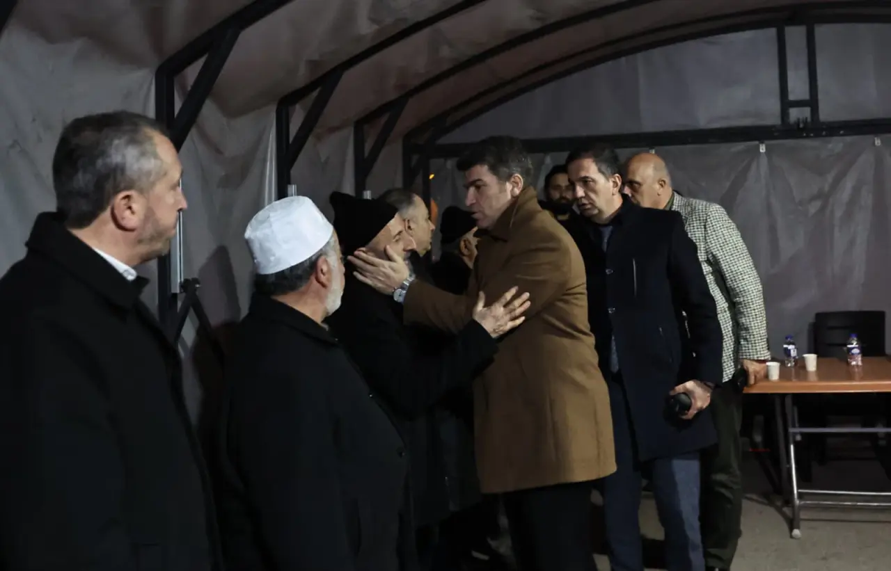 Amasya Tek Yürek: Vali Bakan Suluova’da 4