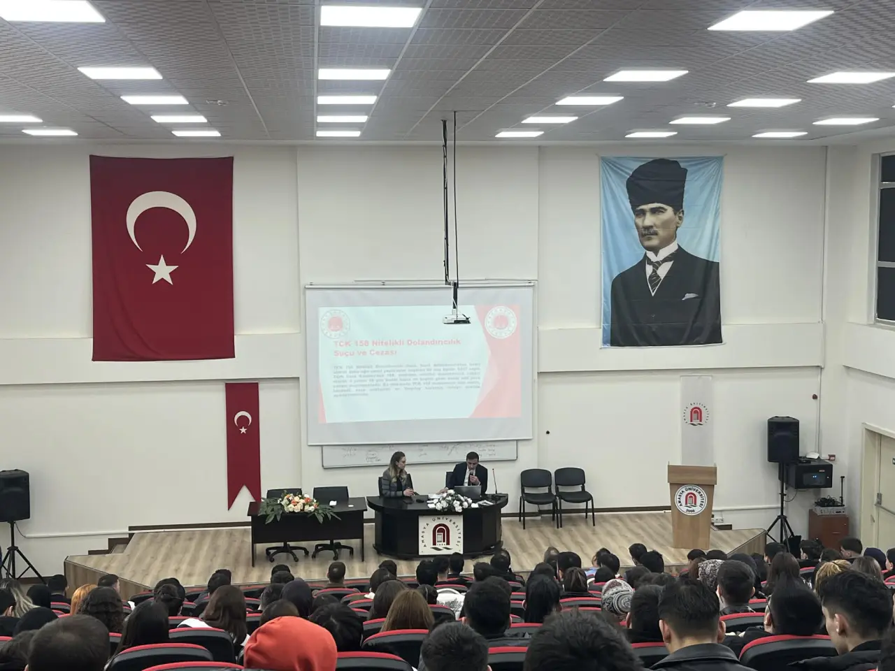Merzifon'da Gençlere Dijital Suç Alarmı 3