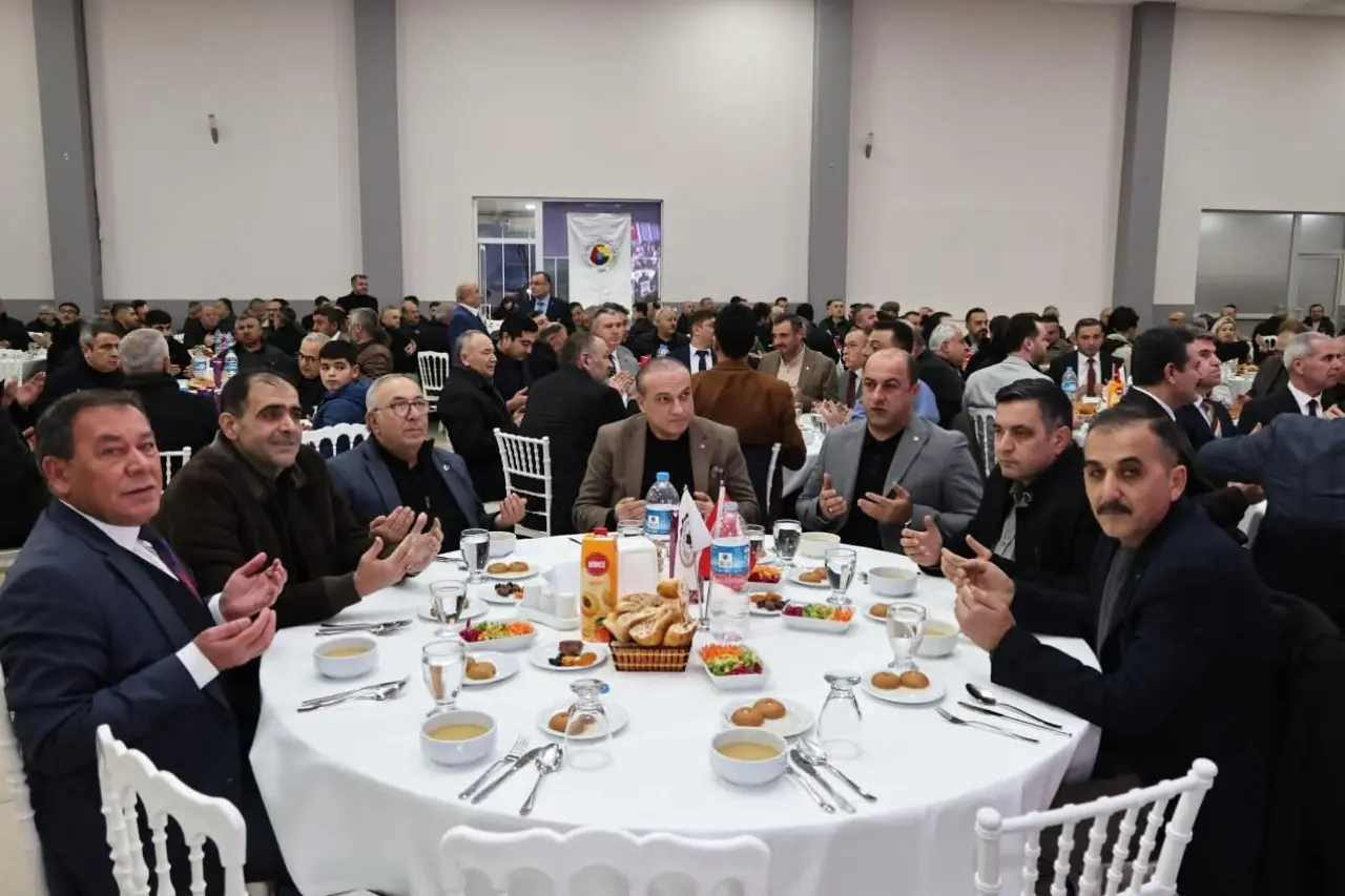 İş Dünyası İftarda Buluştu 2