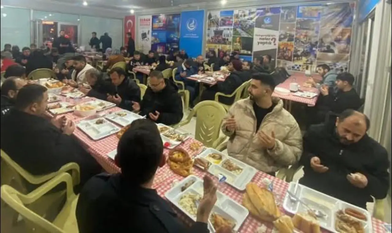 Ülkü Ocakları Çorum’da Gönül Sofrasını Kurdu 2