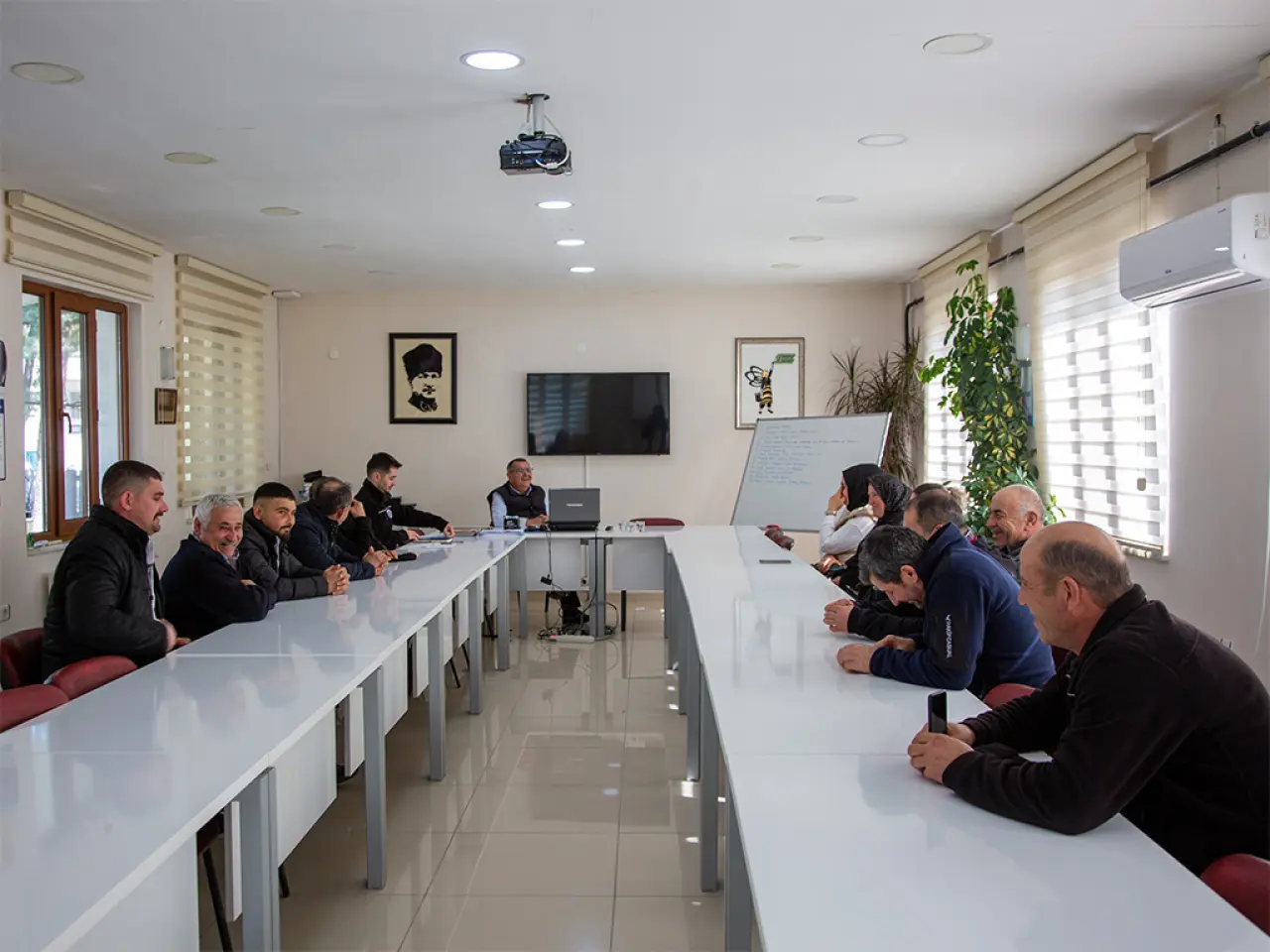 Amasya DSYB’de Süt Kalitesi Masaya Yatırıldı 1