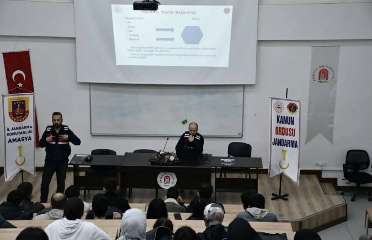 Merzifon'da Jandarmadan Üniversitelilere Sert Uyarı 3