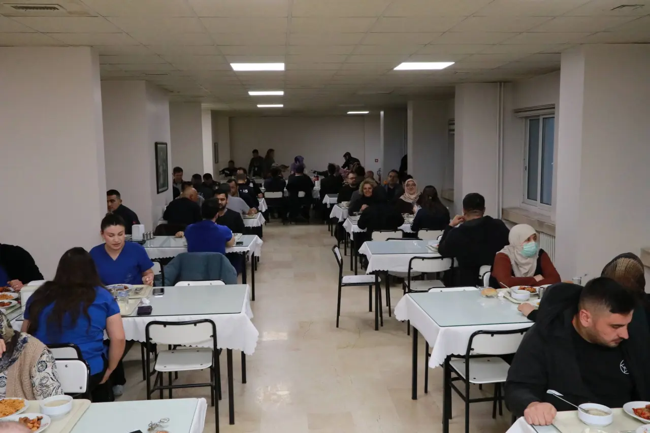 Sağlık Çalışanları İftarda Bir Araya Geldi 7