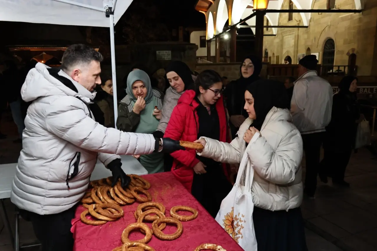 Merzifon’da Kadir Gecesi’nde Gönüller Isındı 2