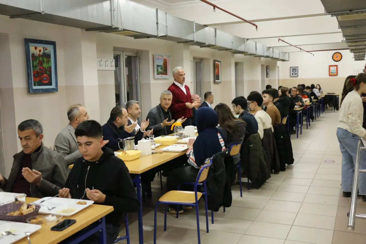 Merzifon’da İftar Sofrasında Eğitim 6