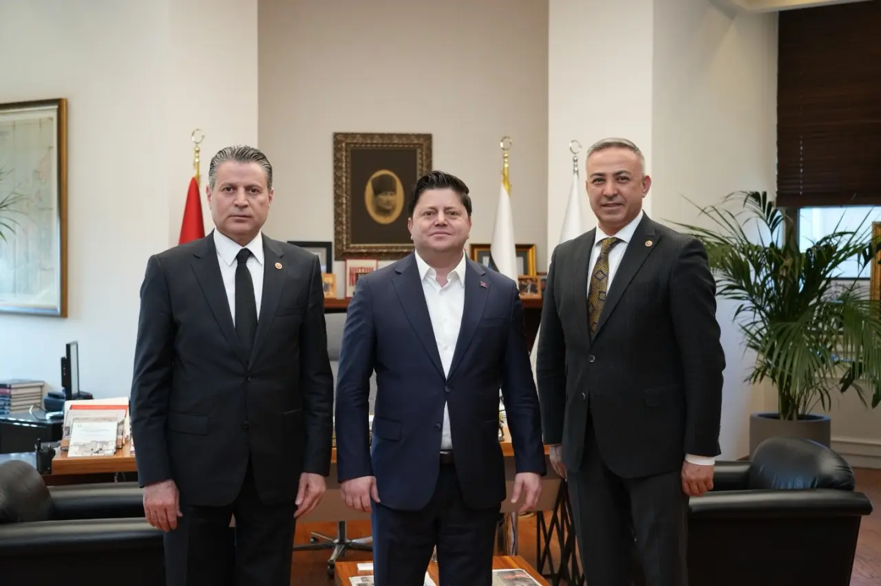 Karagöz ve Tahtasız’dan Güçlü Temas! 2