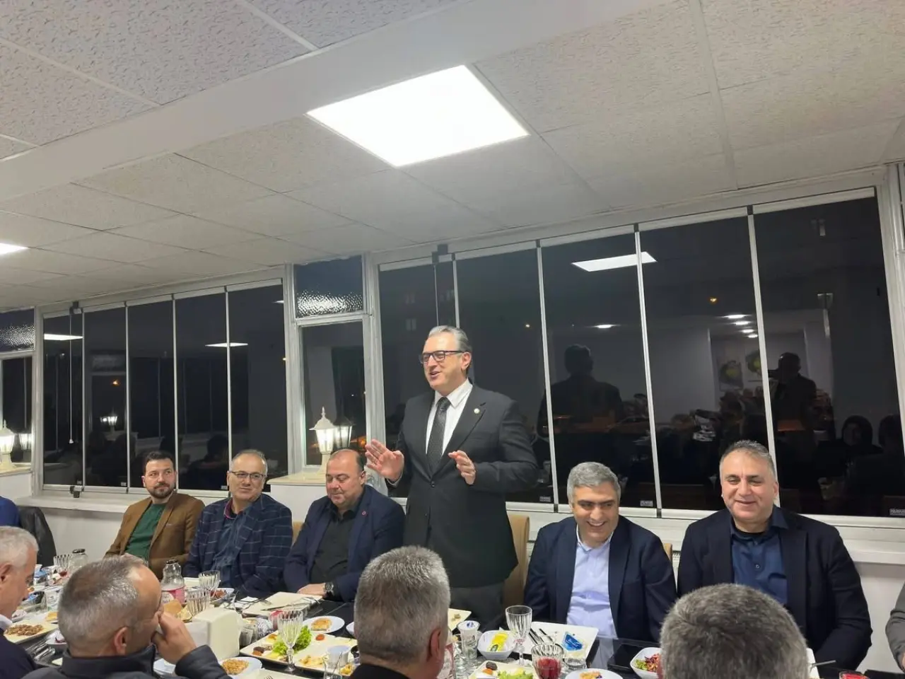 Merzifon’da Protokol ve Muhtarlar İftar Programında 2