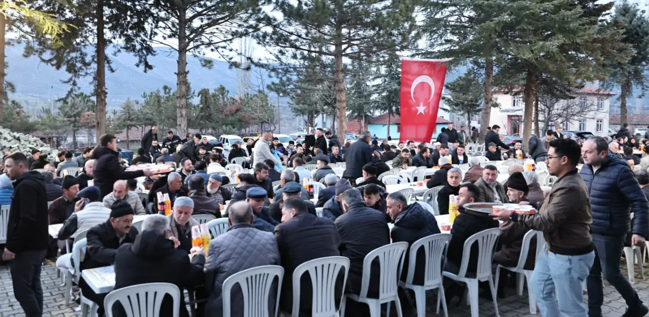 Vali Bakan, Kaleköy’de Vatandaşlarla Buluştu 4