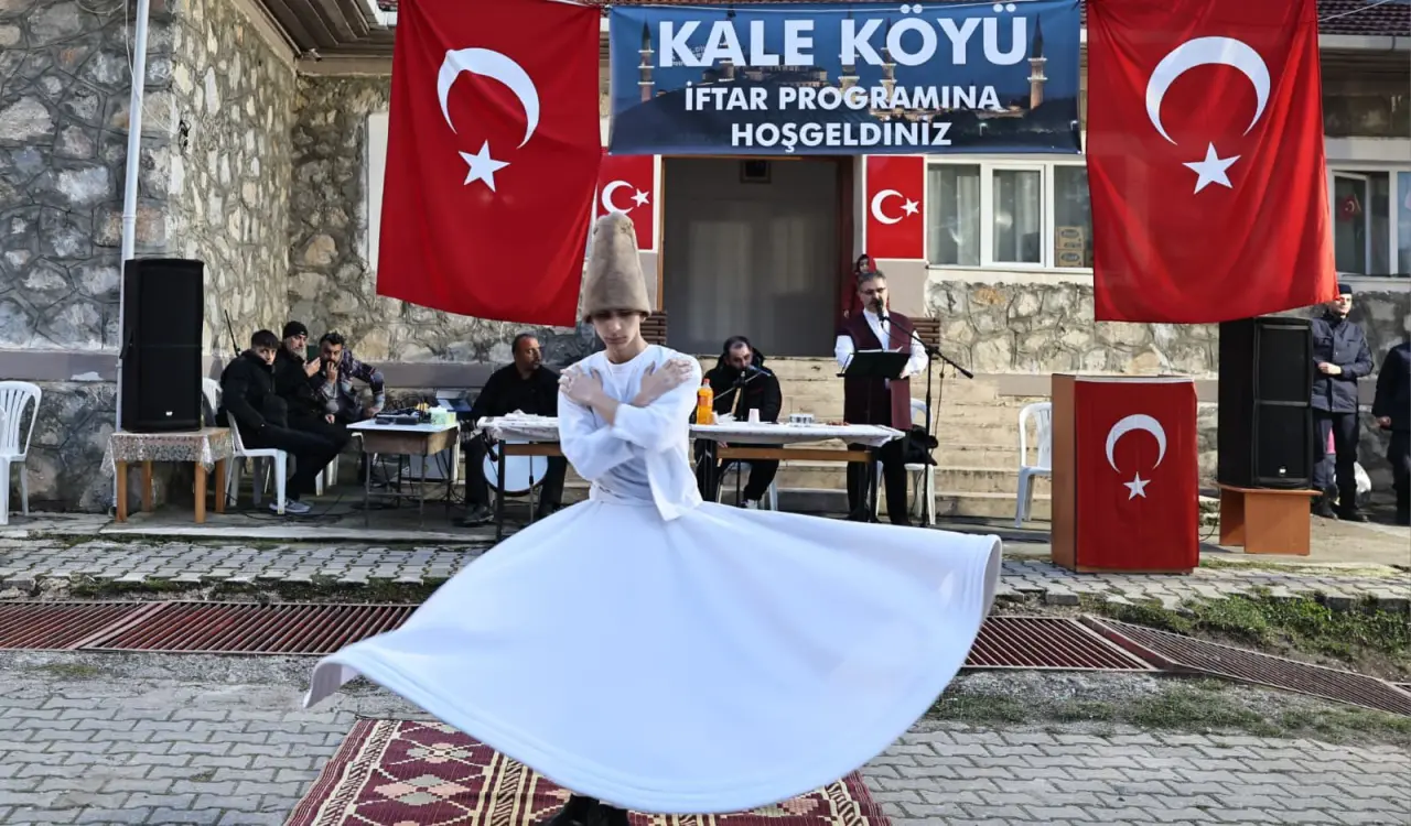 Vali Bakan, Kaleköy’de Vatandaşlarla Buluştu 3