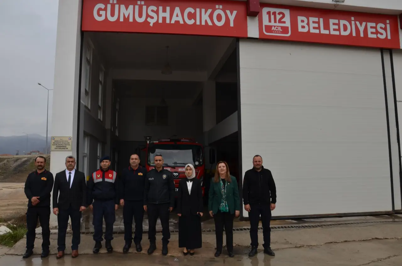 Gümüşhacıköy’de Kurumlara Bayram Ziyareti 1