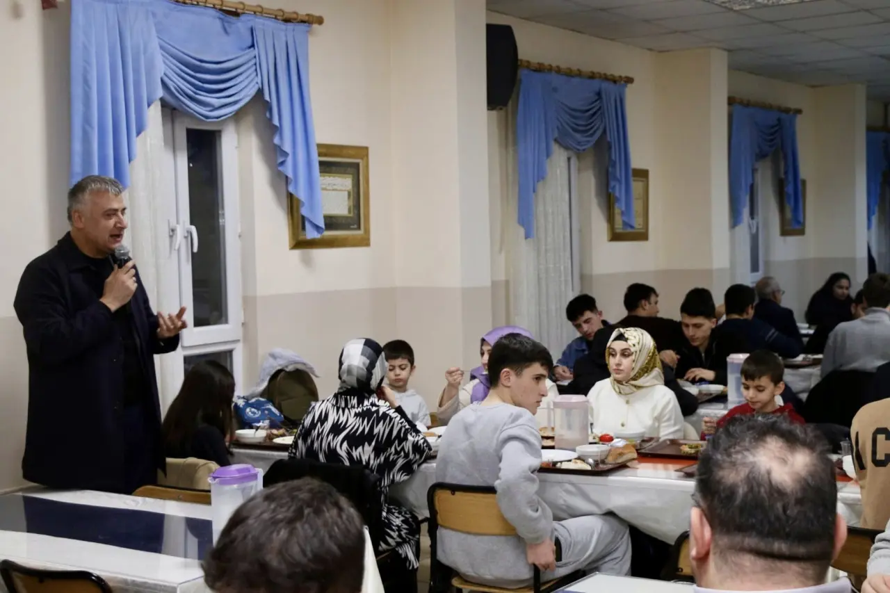 Amasya’da Öğrencilerle Gönül Sofrası 1