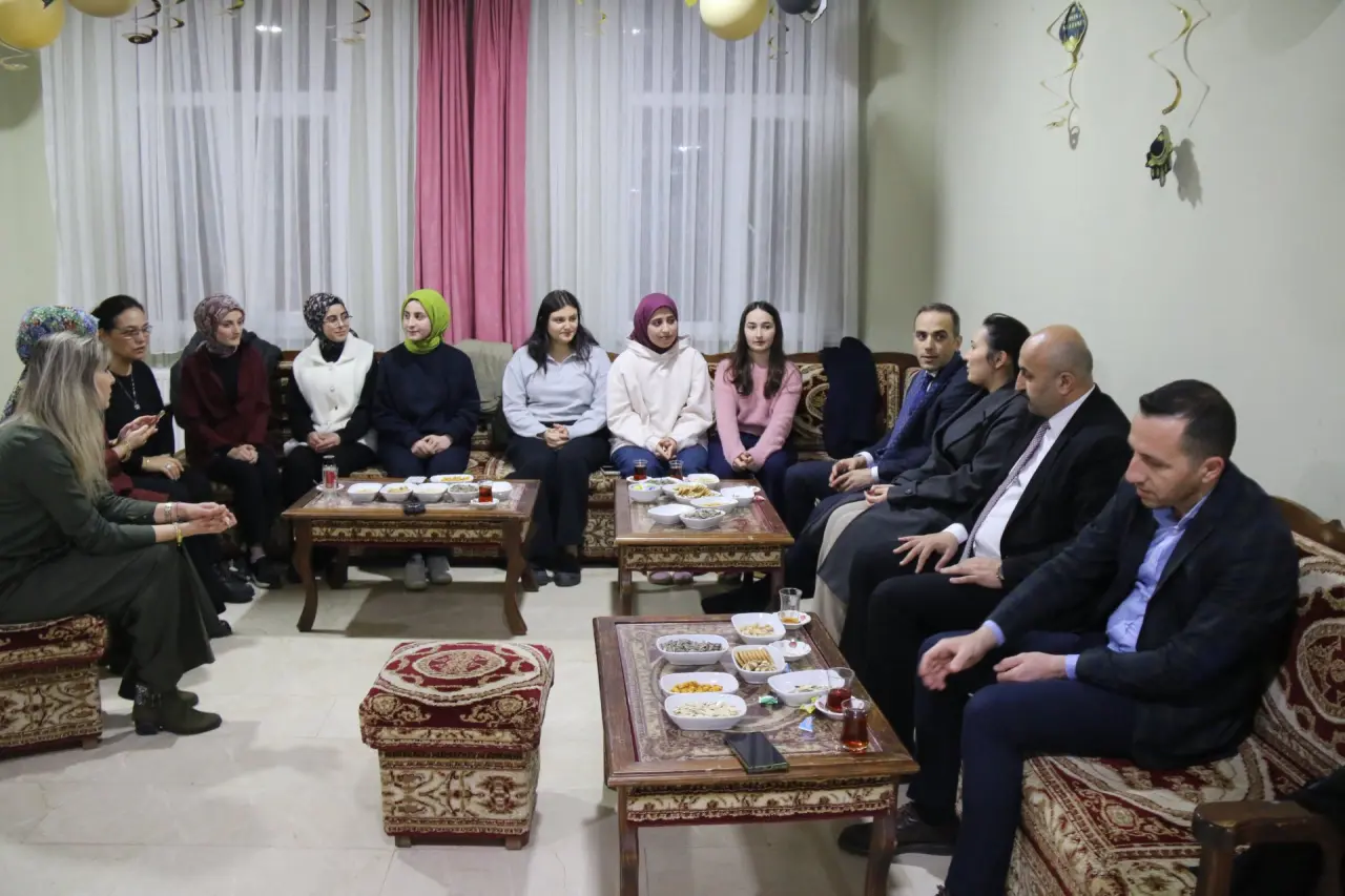 Hüsnüşah Hatun Yurdu’nda Ramazan Sofrası 5