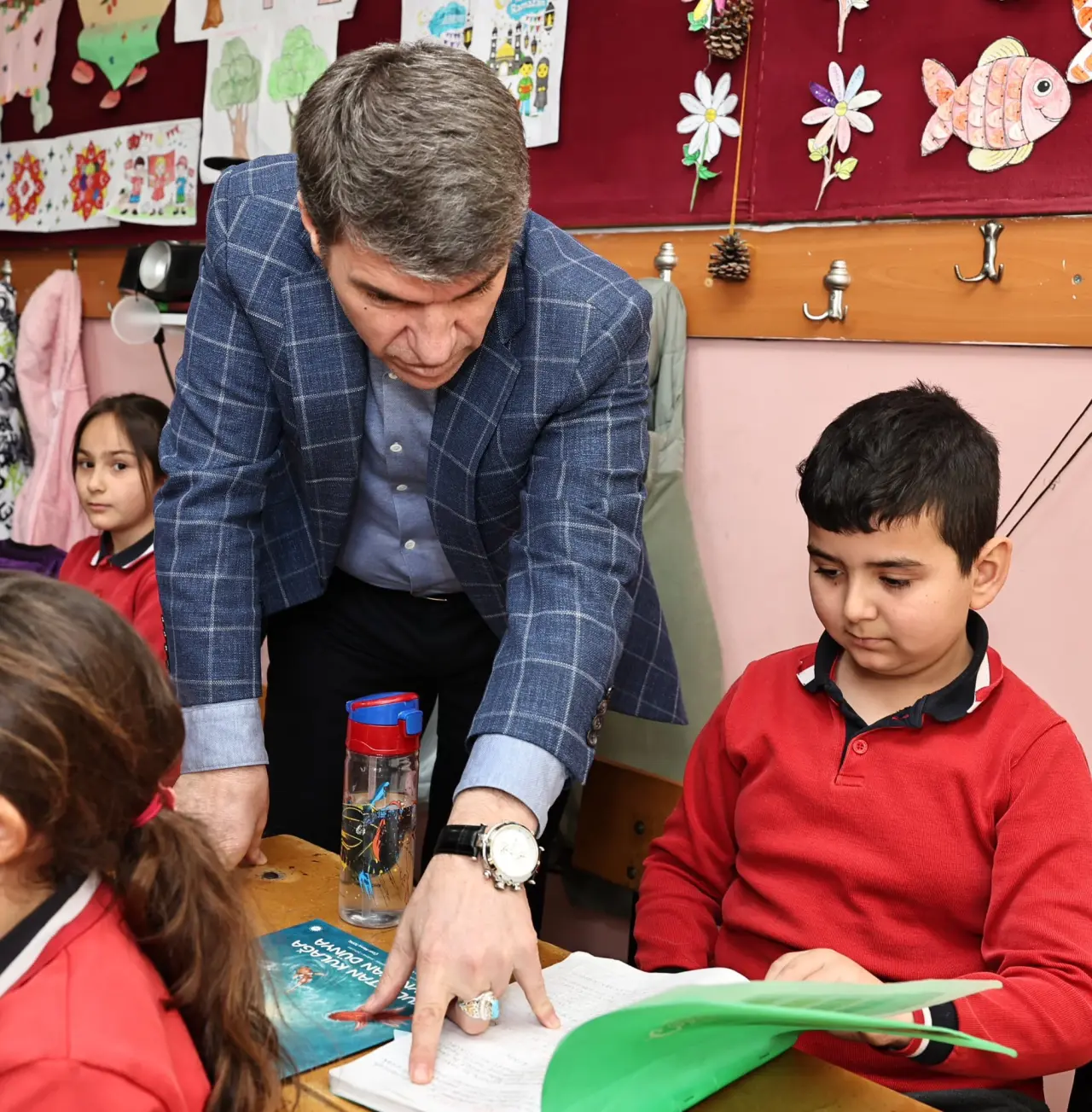 Amasya Valisi Karaköprü'de Öğrencilerle Buluştu 4