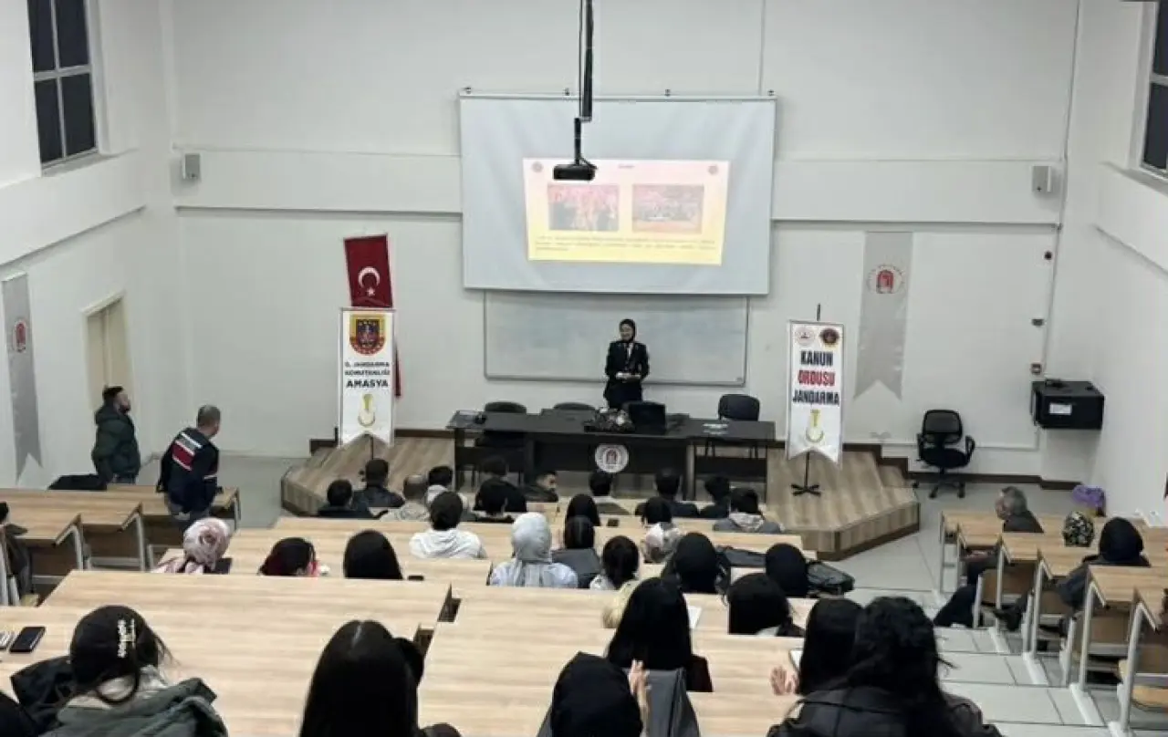 Merzifon'da Jandarmadan Üniversitelilere Sert Uyarı 4