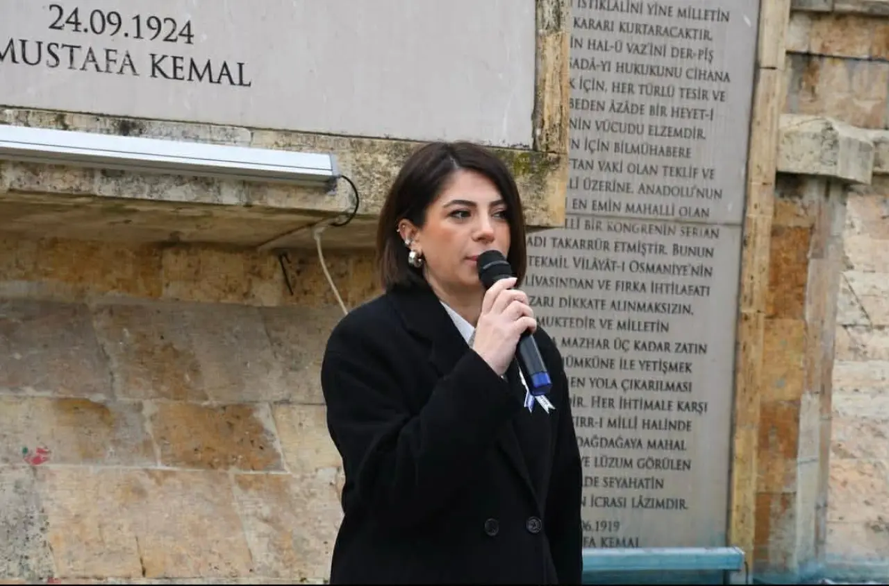 Serbest Muhasebeci Mali Müşavirler Çelenk Sunumu Yaptı 2