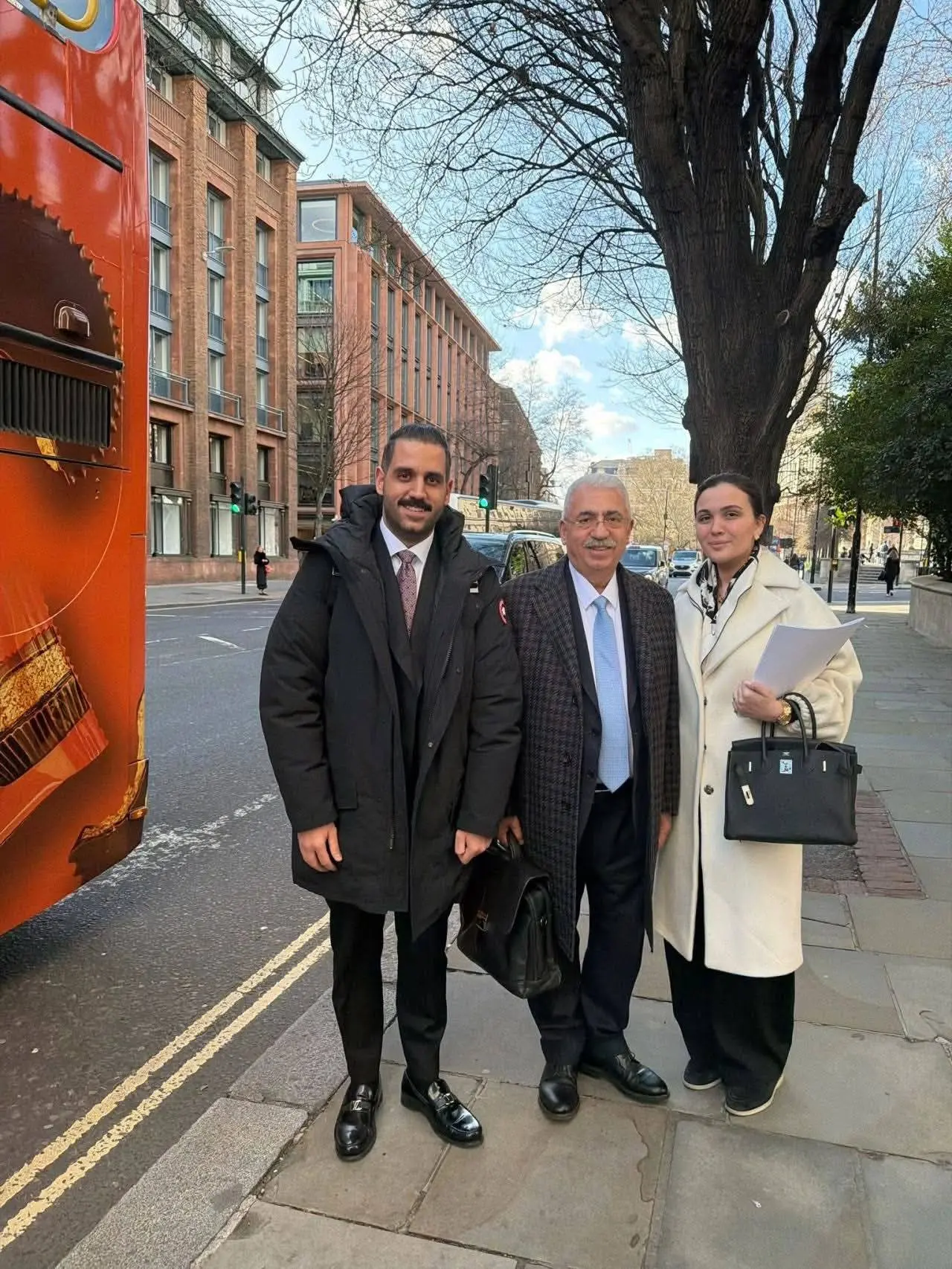 Ahlatcı’nın Yasağı Kalktı, Londra’ya Gidiyor 1