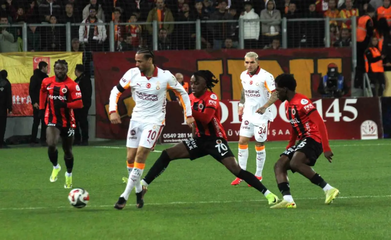Galatasaray 3 Puanı Aldı, Farkı Açtı! 5
