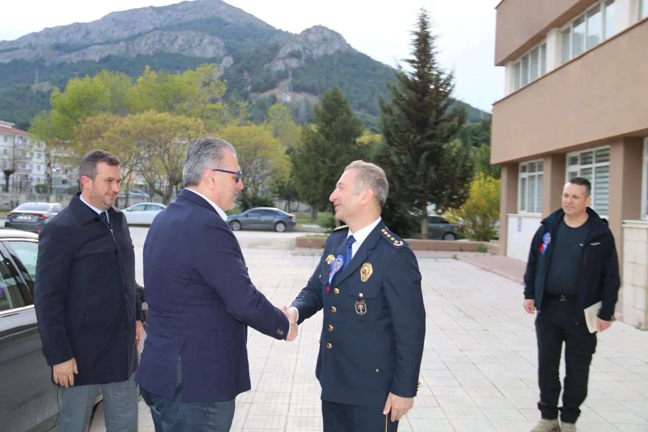 Vekil Çilez: “Emniyetimizin Yanındayız” 1