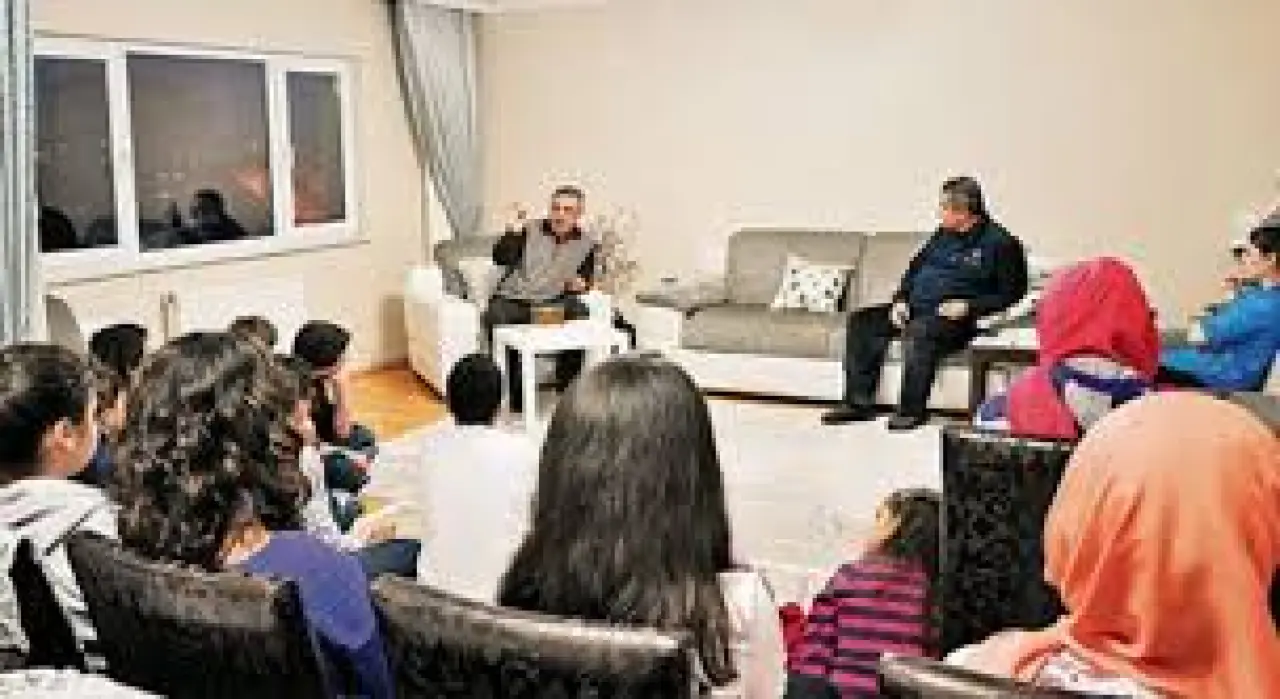 Rüyada Misafir Görmek Ne Anlama Gelir? İşte Detaylı Rüya Tabiri 1