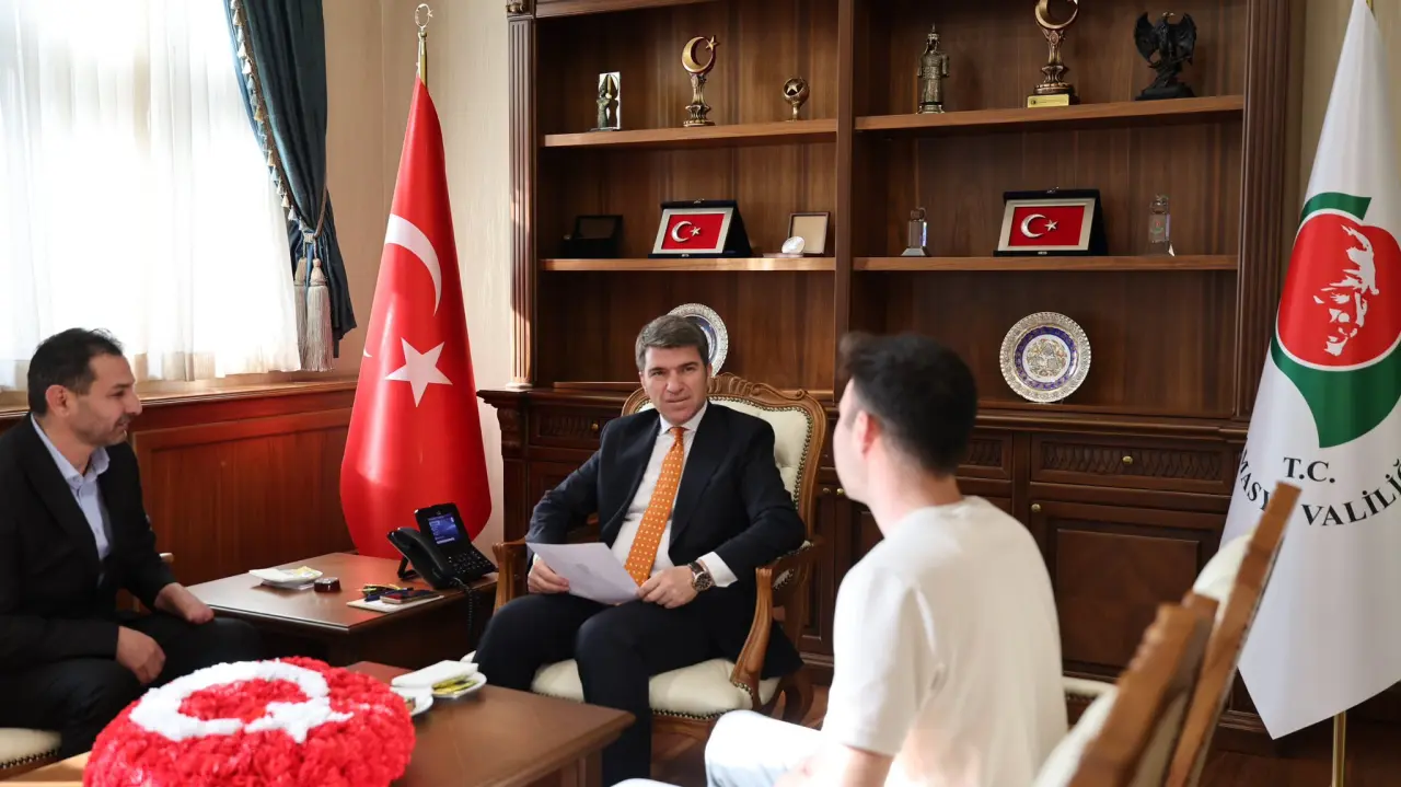 Amasya’da Valilikte Yoğun Ziyaret Trafiği 2