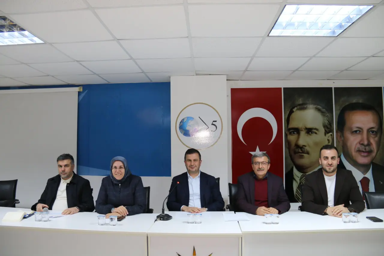 Amasya’da Siyasi Hareketlilik! AK Parti Sahaya Odaklandı 4