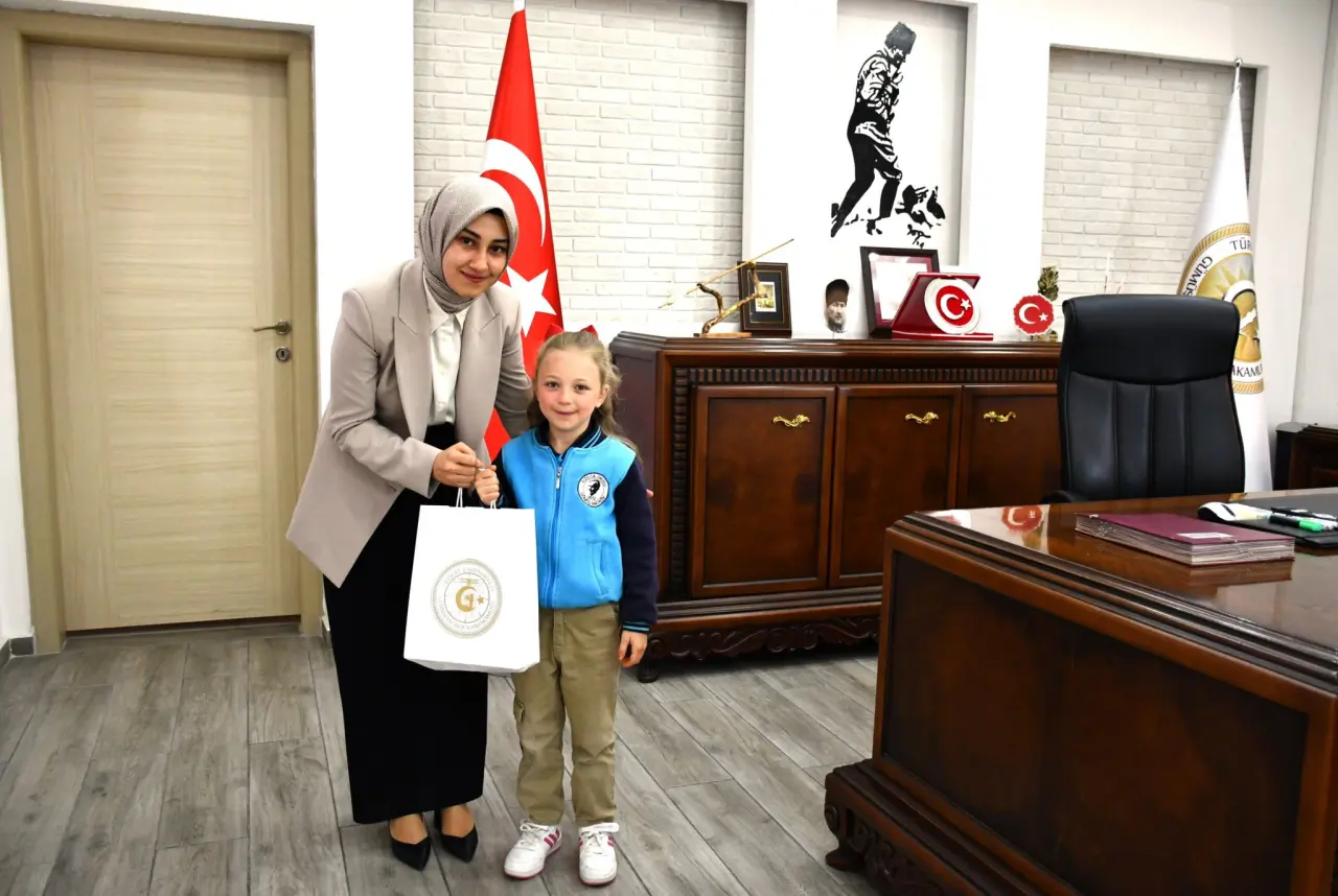 Gümüşhacıköy’de Minik Melisa Makama Oturdu 3