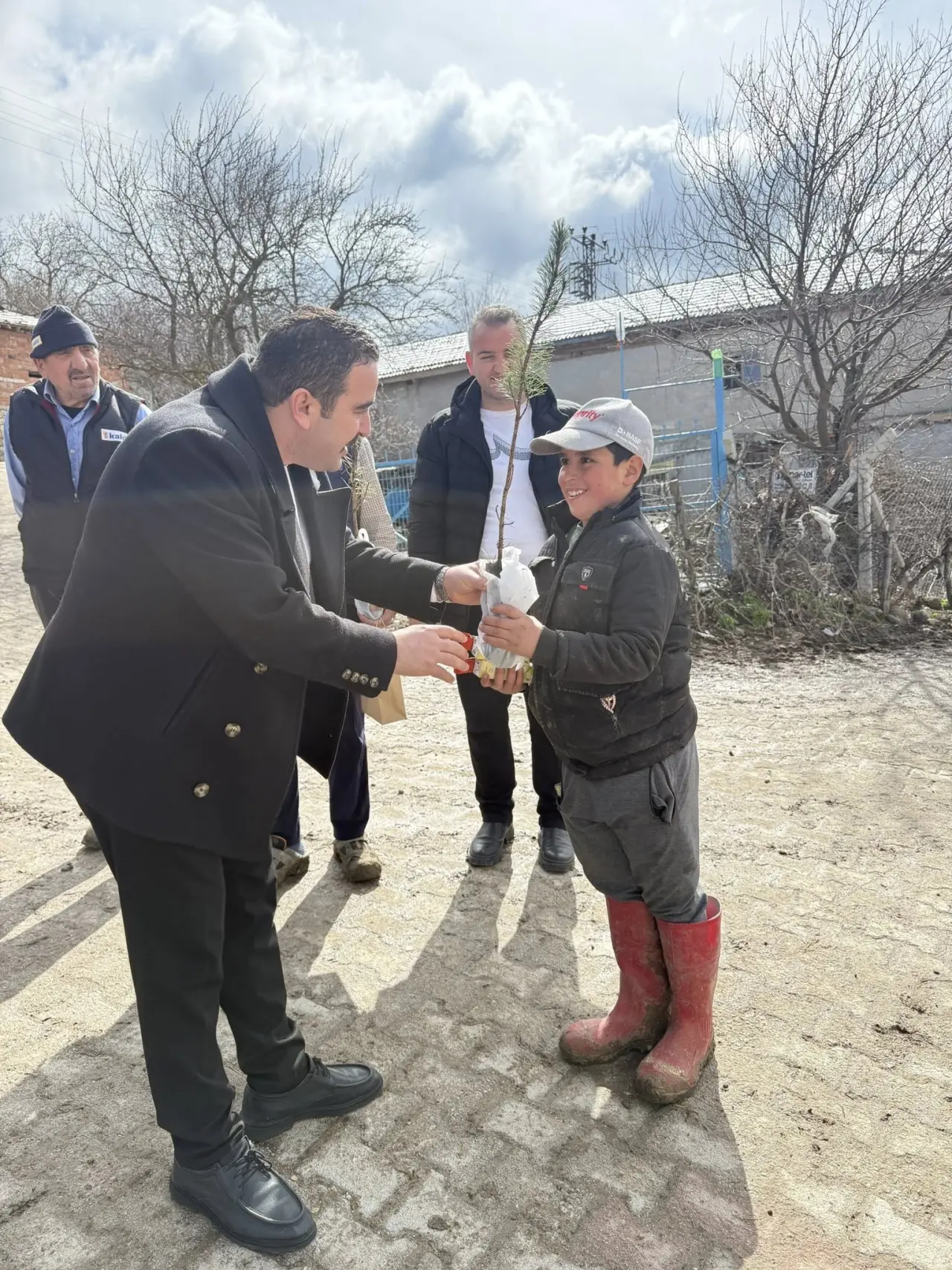 Birlik, Toprakta Yeşerdi 4