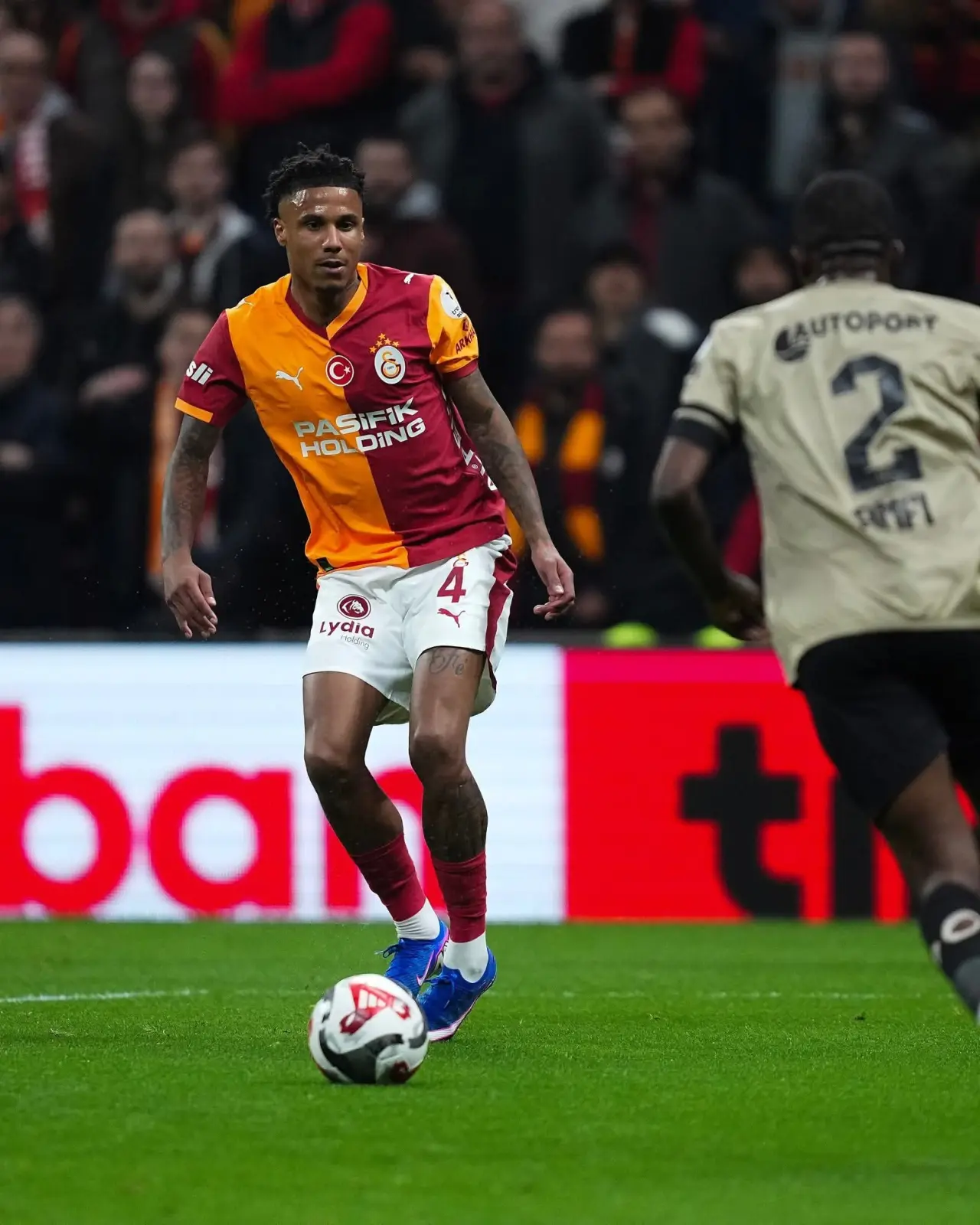 Zirve Yarışında Galatasaray'a Ağır Darbe 3